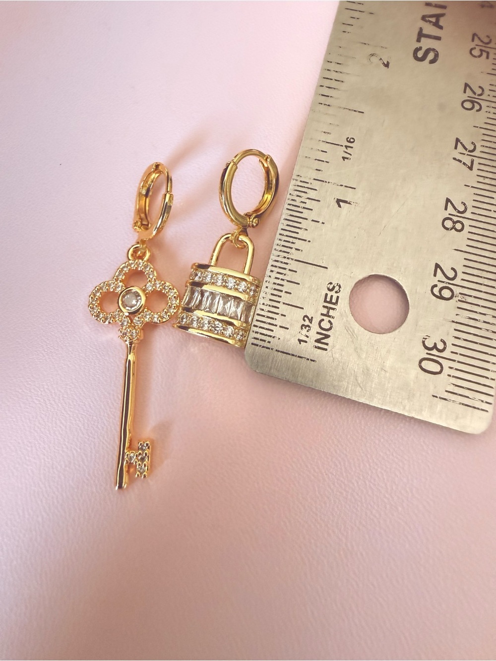 Gold plated key lock Hoop Earrings - Picture 3 of 5